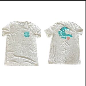 Banan Hawaii Party Wave T-shirt cream green size L 100% cotton soft